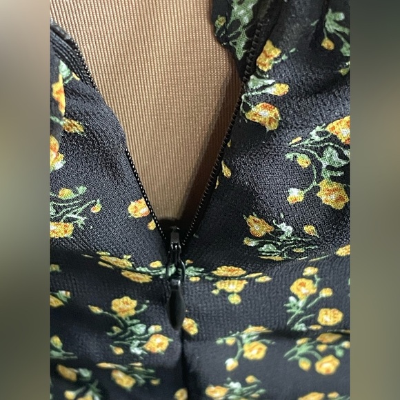 PROMESA~Floral Black Dress NWT‎ Medium - Picture 6 of 8